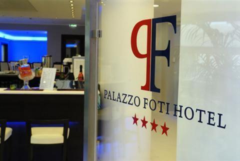 Palazzo Foti Hotel Crotone Exterior foto